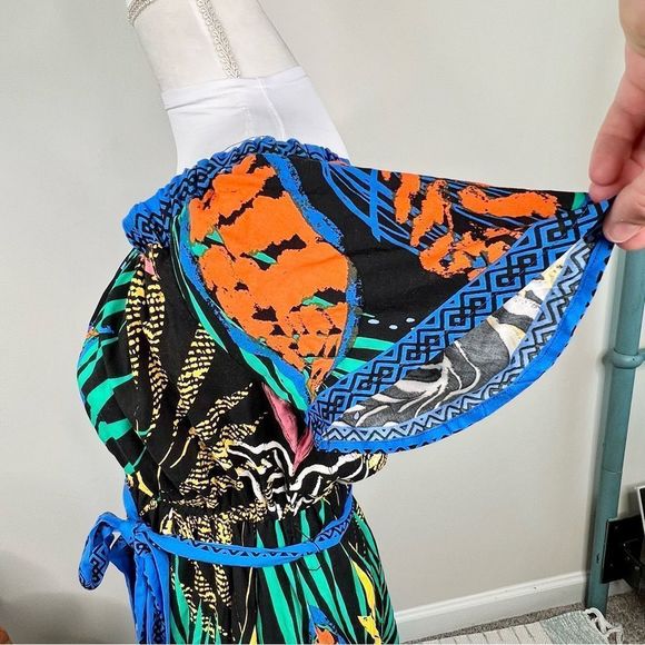 ✨ 3 for $25 ✨Flying Tomato Off The Shoulder Tropical Print Maxi Dress Size L - Picture 9 of 11